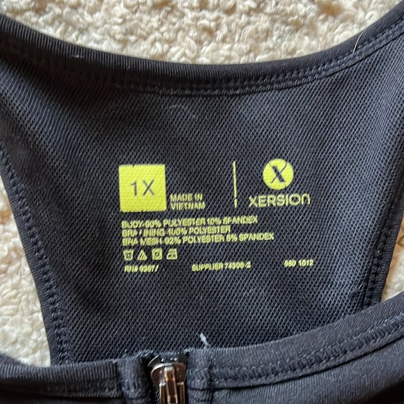 Xersion zip up sports bra - Picture 2 of 4